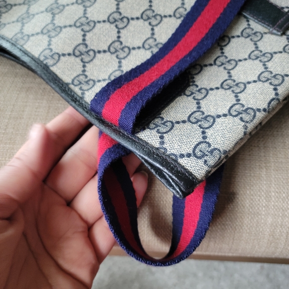 Authentic Gucci vintage web sherry line tote bag  16.002.44.87 (D07) - Picture 4 of 16